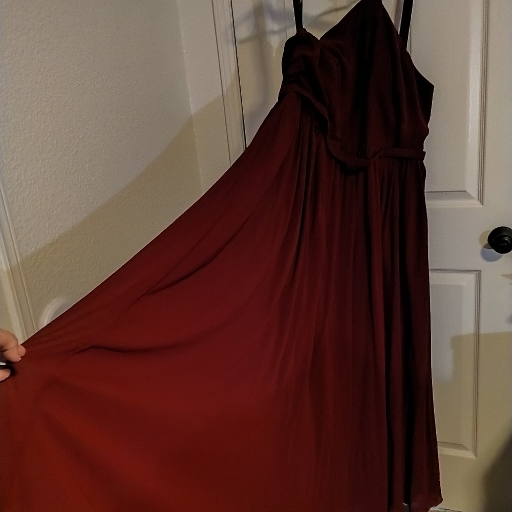 CLEAR OUT PRICE DROP! Shein Elegant Burgundy Evening Dress - Picture 9 of 10
